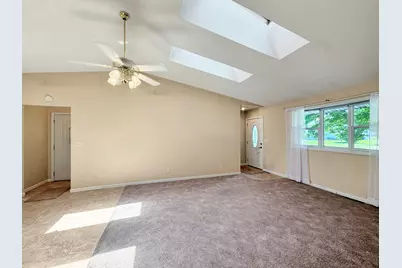 309 Maple Avenue, Forreston, IL 61030 - Photo 11