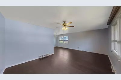 9224 Melvina Avenue, Oak Lawn, IL 60453 - Photo 3