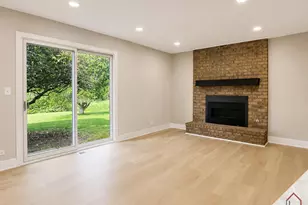 3463 Donovan Dr, Crete, IL 60417 - Photo 9