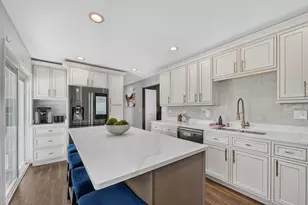 511 Wingate Dr, Schaumburg, IL 60193 - Photo 7