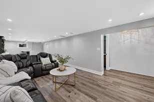 511 Wingate Dr, Schaumburg, IL 60193 - Photo 29