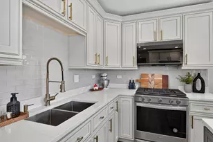 511 Wingate Dr, Schaumburg, IL 60193 - Photo 9