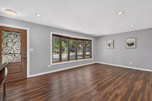 511 Wingate Dr, Schaumburg, IL 60193 - Photo 5