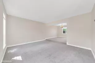 1906 Armwood Ln, Mundelein, IL 60060 - Photo 5
