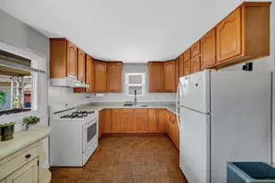 7305 W 75th St, Bridgeview, IL 60455 - Photo 9
