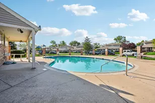 1435 Bear Flag Dr, Hanover Park, IL 60133 - Photo 15