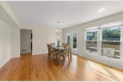 1969 Wexford Circle #1969, Wheaton, IL 60189 - Photo 9