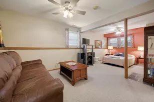 1549 Sawgrass Ct, Elgin, IL 60123 - Photo 11