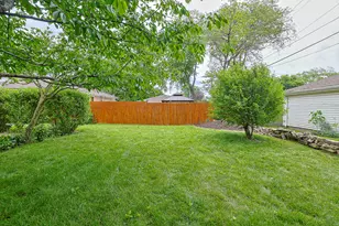 5505 Keeney St, Morton Grove, IL 60053 - Photo 21