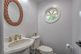 104 E Louis Ave, Lake Forest, IL 60045 - Photo 11