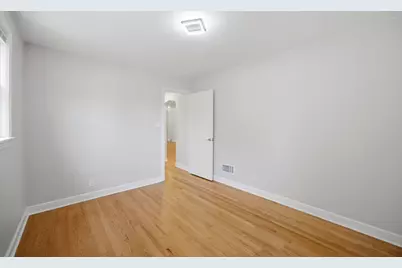 8039 S Campbell Avenue, Chicago, IL 60652 - Photo 17