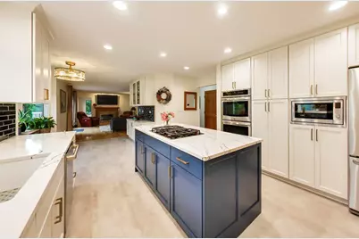 515 Grand Meadow Lane, McHenry, IL 60051 - Photo 13