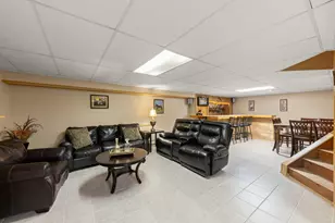 450 Raintree Dr, Oswego, IL 60543 - Photo 19
