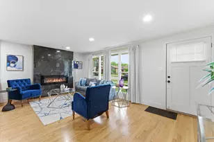 11635 S Bishop St, Chicago, IL 60643 - Photo 3