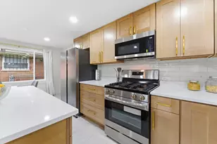11635 S Bishop St, Chicago, IL 60643 - Photo 11
