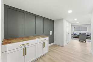11635 S Bishop St, Chicago, IL 60643 - Photo 29