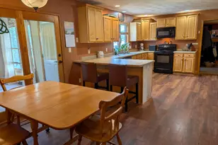 1891 Indian Springs Ct, Freeport, IL 61032 - Photo 5