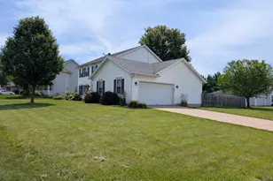 1891 Indian Springs Ct, Freeport, IL 61032 - Photo 23