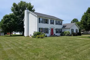 1891 Indian Springs Ct, Freeport, IL 61032 - Photo 1