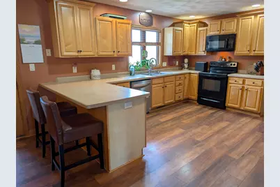 1891 Indian Springs Court, Freeport, IL 61032 - Photo 3