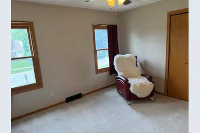 1891 Indian Springs Court, Freeport, IL 61032 - Photo 17