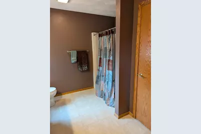 1891 Indian Springs Court, Freeport, IL 61032 - Photo 15