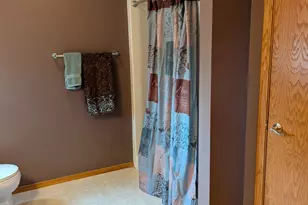 1891 Indian Springs Ct, Freeport, IL 61032 - Photo 15