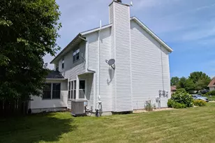 1891 Indian Springs Ct, Freeport, IL 61032 - Photo 27
