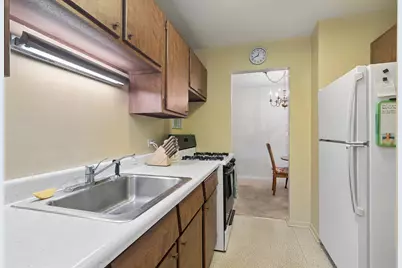 9840 S Pulaski Road #106, Oak Lawn, IL 60453 - Photo 11
