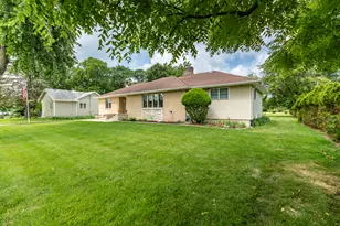 18622 Burnham Ave, Lansing, IL 60438 - Photo 5