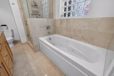 1022 N Wood Street #2, Chicago, IL 60622 - Photo 13