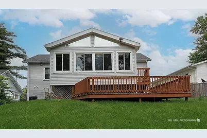 26145 W Lake Avenue, Antioch, IL 60002 - Photo 23