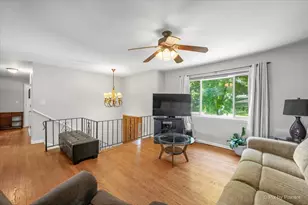 29W264 Lee Rd, West Chicago, IL 60185 - Photo 3