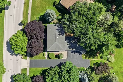 1065 Barneswood Drive, Downers Grove, IL 60515 - Photo 37
