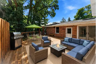 1065 Barneswood Drive, Downers Grove, IL 60515 - Photo 13