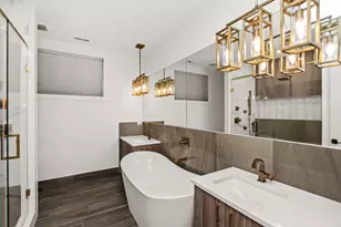 3918 S King Dr, Chicago, IL 60653 - Photo 11