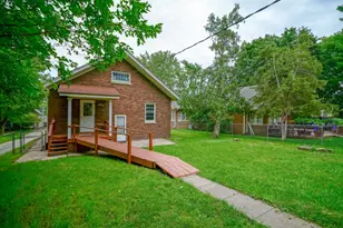 1535 Benton St, Rockford, IL 61107 - Photo 27