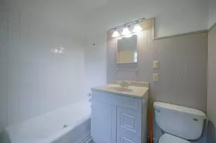 1535 Benton St, Rockford, IL 61107 - Photo 13
