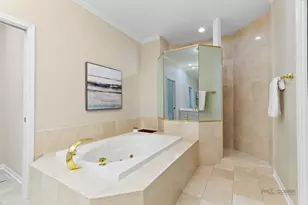 1302 Hawthorne Ln, Hinsdale, IL 60521 - Photo 19