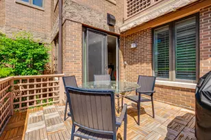 1302 Hawthorne Ln, Hinsdale, IL 60521 - Photo 17