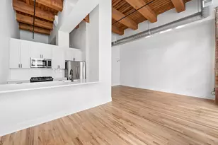 521 W Superior St, Chicago, IL 60654 - Photo 5