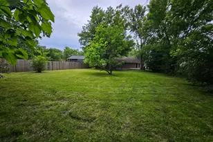 114 E Clark St, Glenwood, IL 60425 - Photo 17