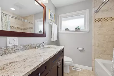 212 N Jackson Road, Clarendon Hills, IL 60514 - Photo 9