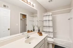 21242 W Edison Ln, Plainfield, IL 60544 - Photo 15