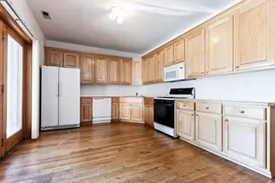 4237 N Kenmore Ave, Chicago, IL 60613 - Photo 5
