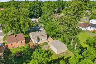 658 Pleasant St, Woodstock, IL 60098 - Photo 29