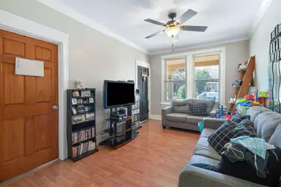 3402 W Beach Avenue, Chicago, IL 60651 - Photo 11