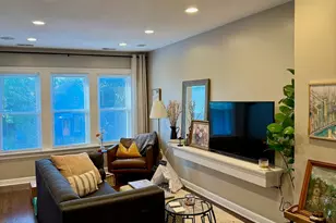 3402 W Beach Ave, Chicago, IL 60651 - Photo 3