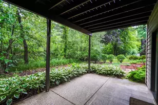 640 Walnut Oaks Dr, Roselle, IL 60172 - Photo 41