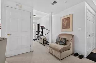 640 Walnut Oaks Dr, Roselle, IL 60172 - Photo 35